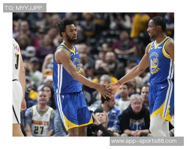 勇士高效投篮展现团队配合小佩顿强调流畅传球的重要性